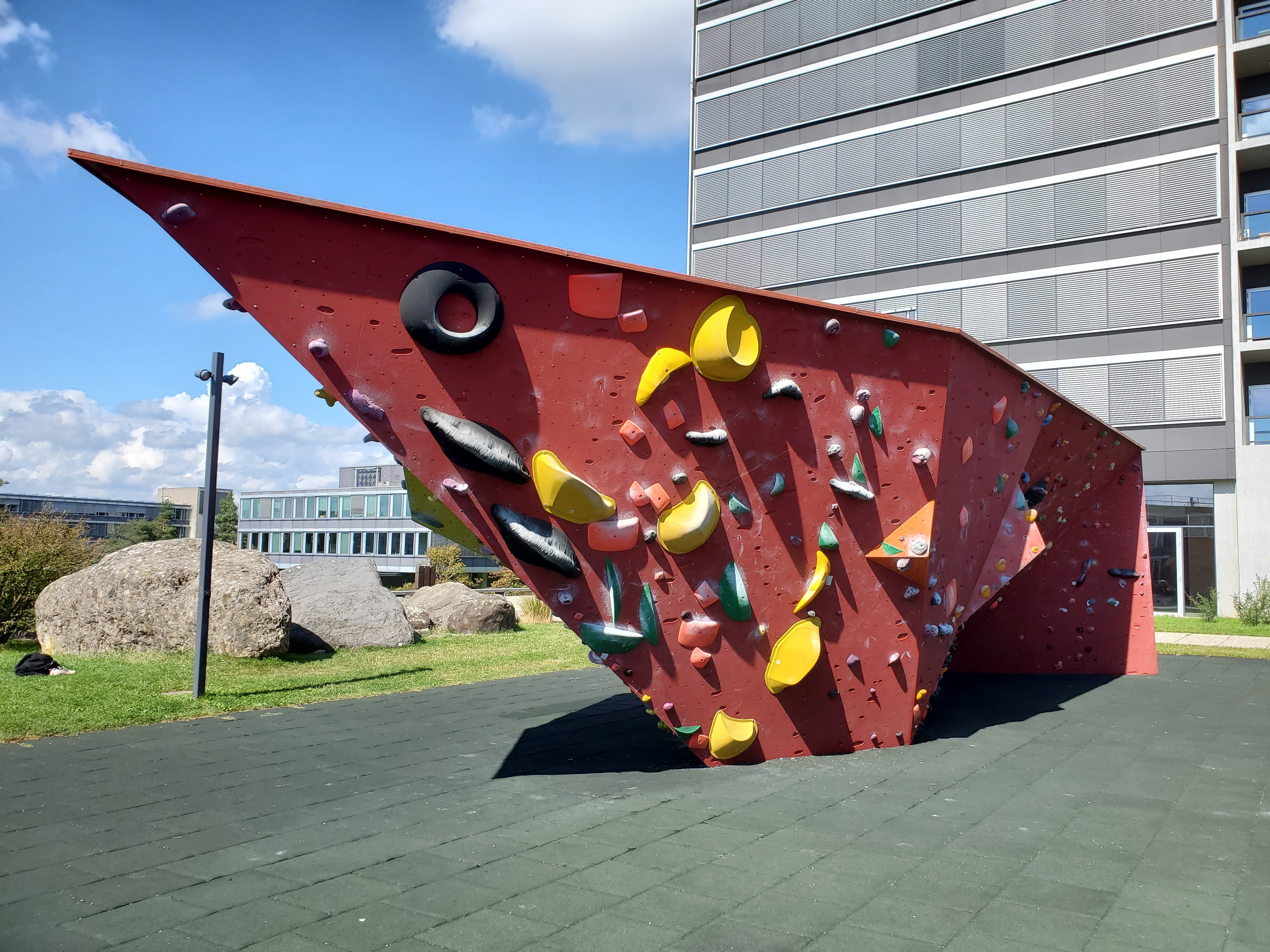 Bouldering structure in sun