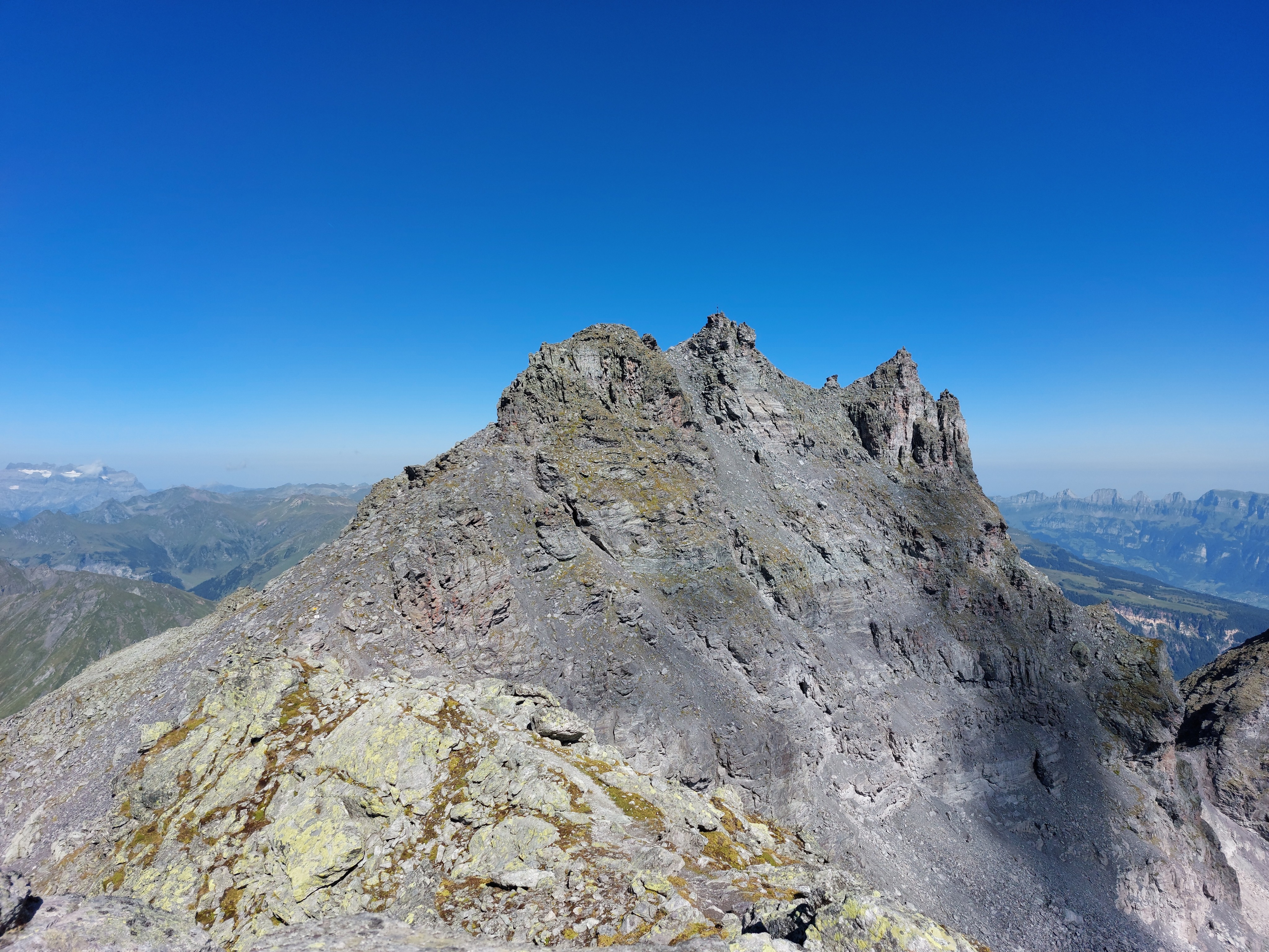Ridge leading to Pizol summit